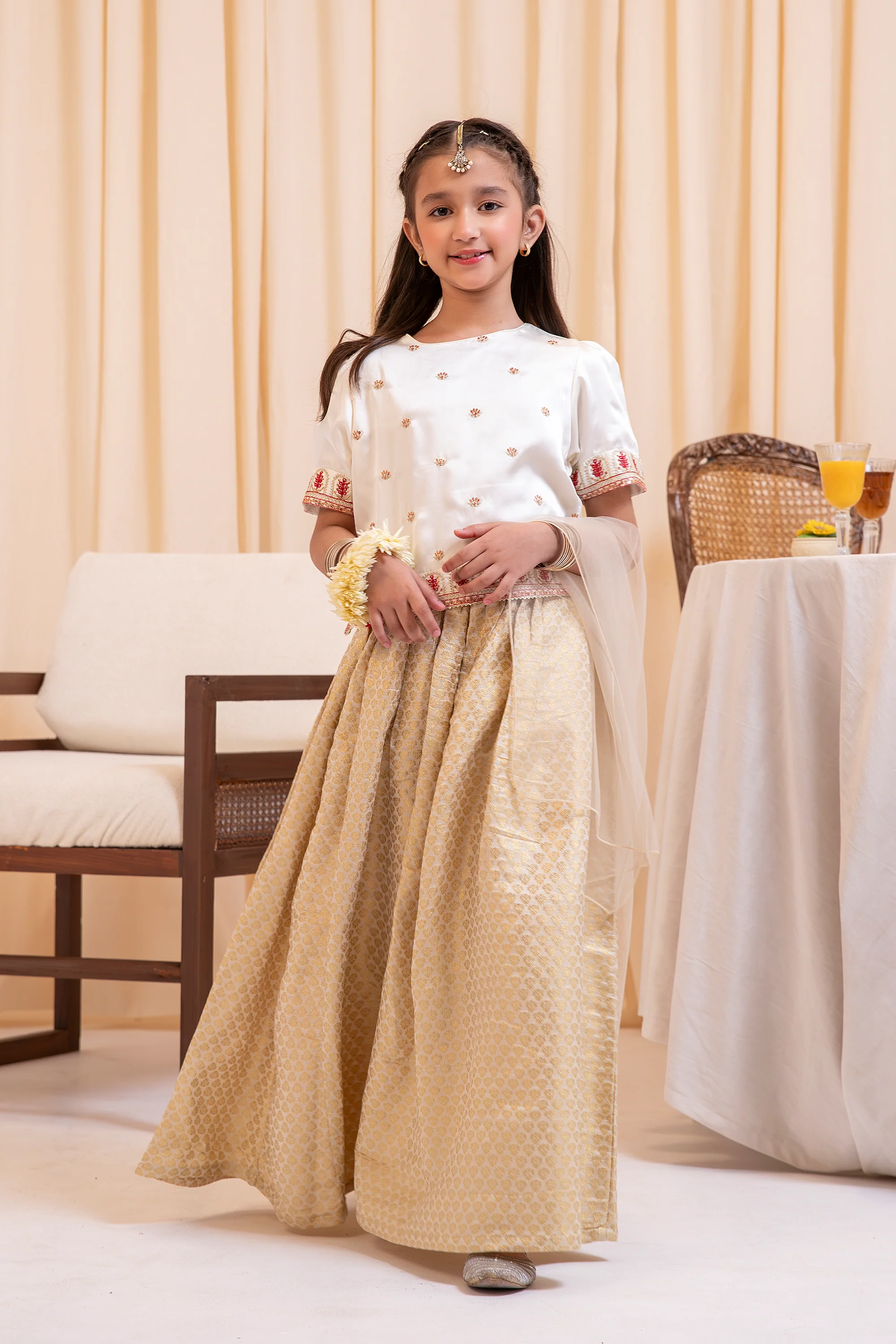 Off-White & Gold Tilla Embroidered Lehnga Set - 3pc - Image 3