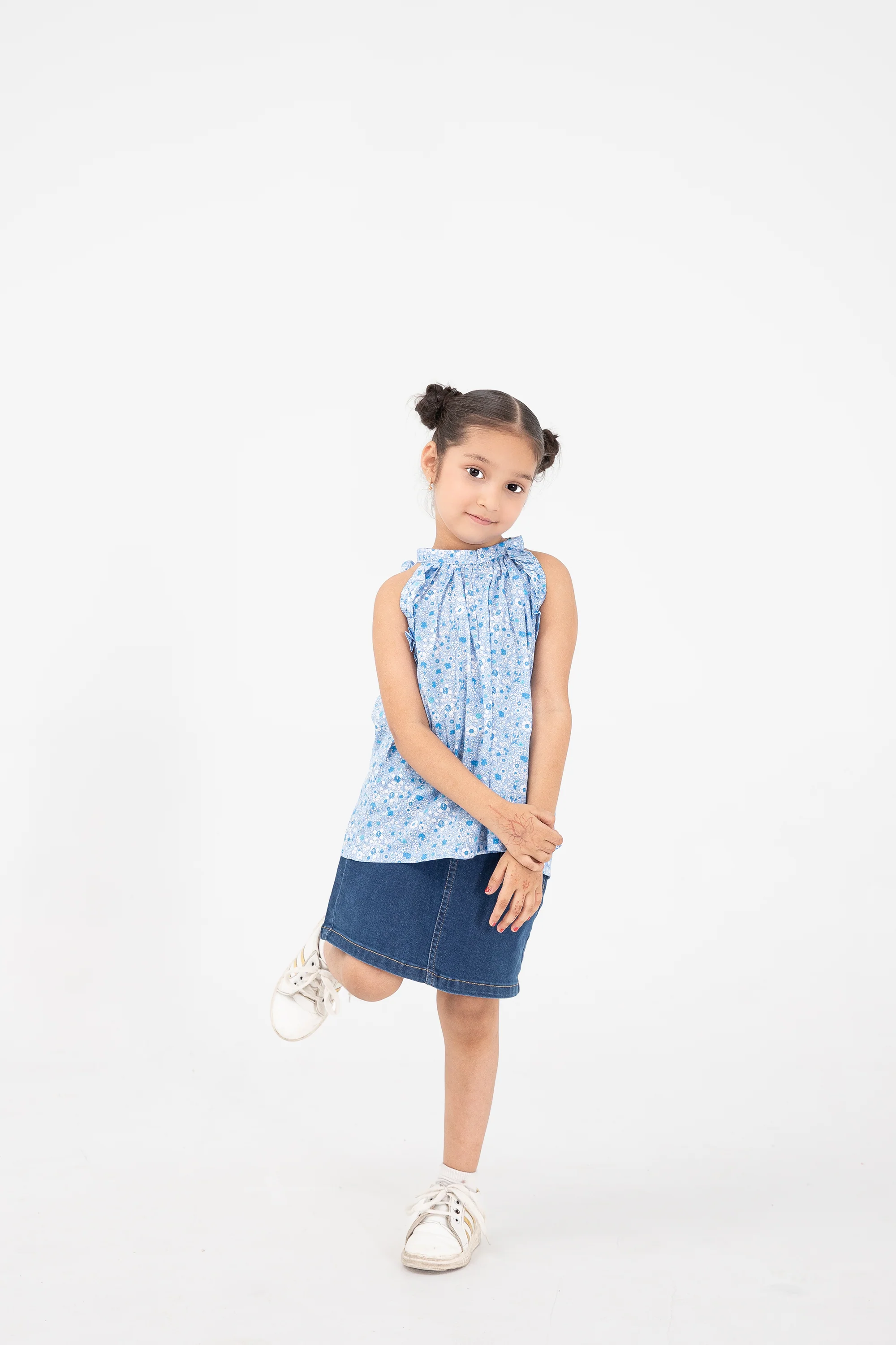 Blue Floral Printed Ruffle Top - Image 2