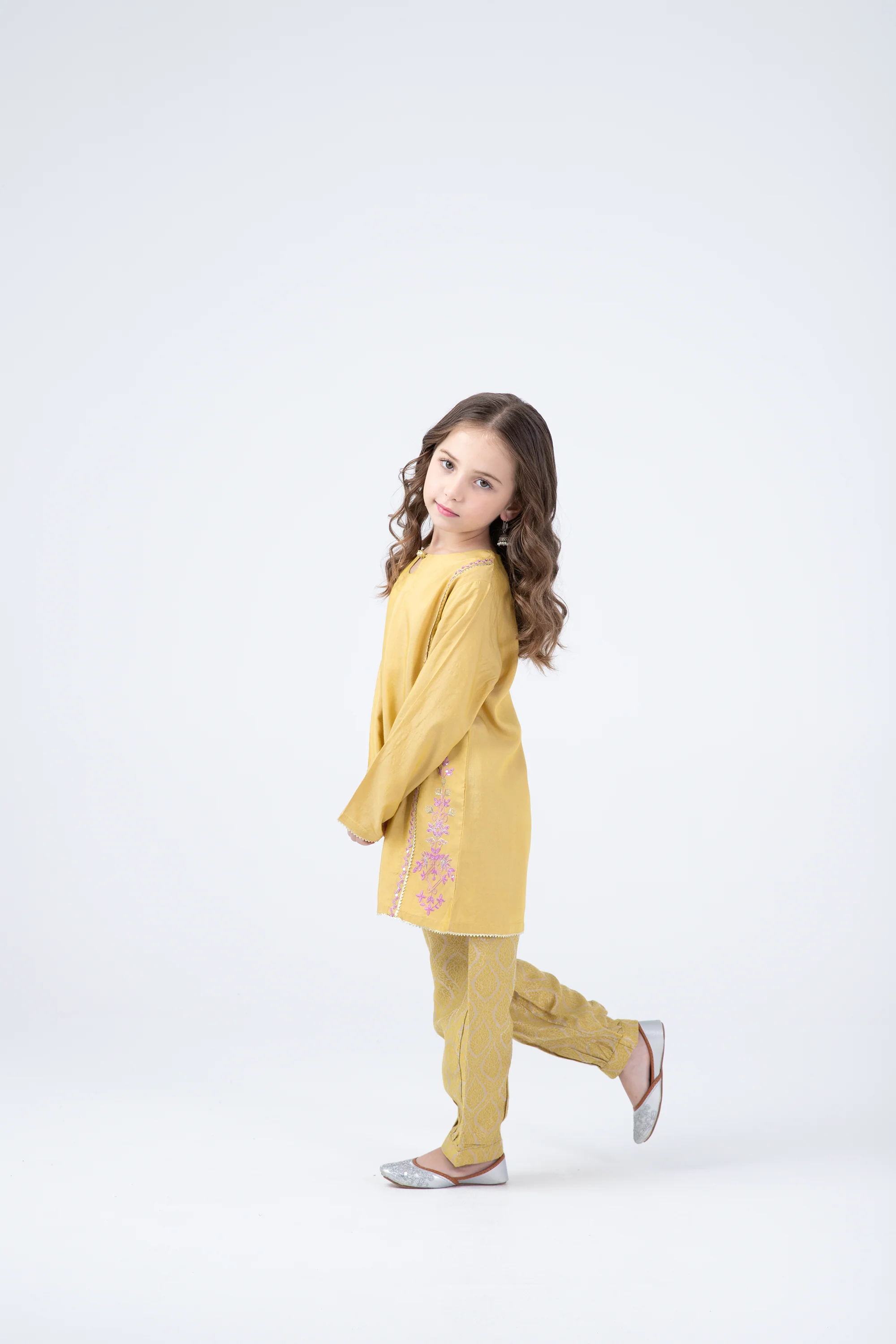 Royal Gold Fancy Suit - 2pc - Image 3