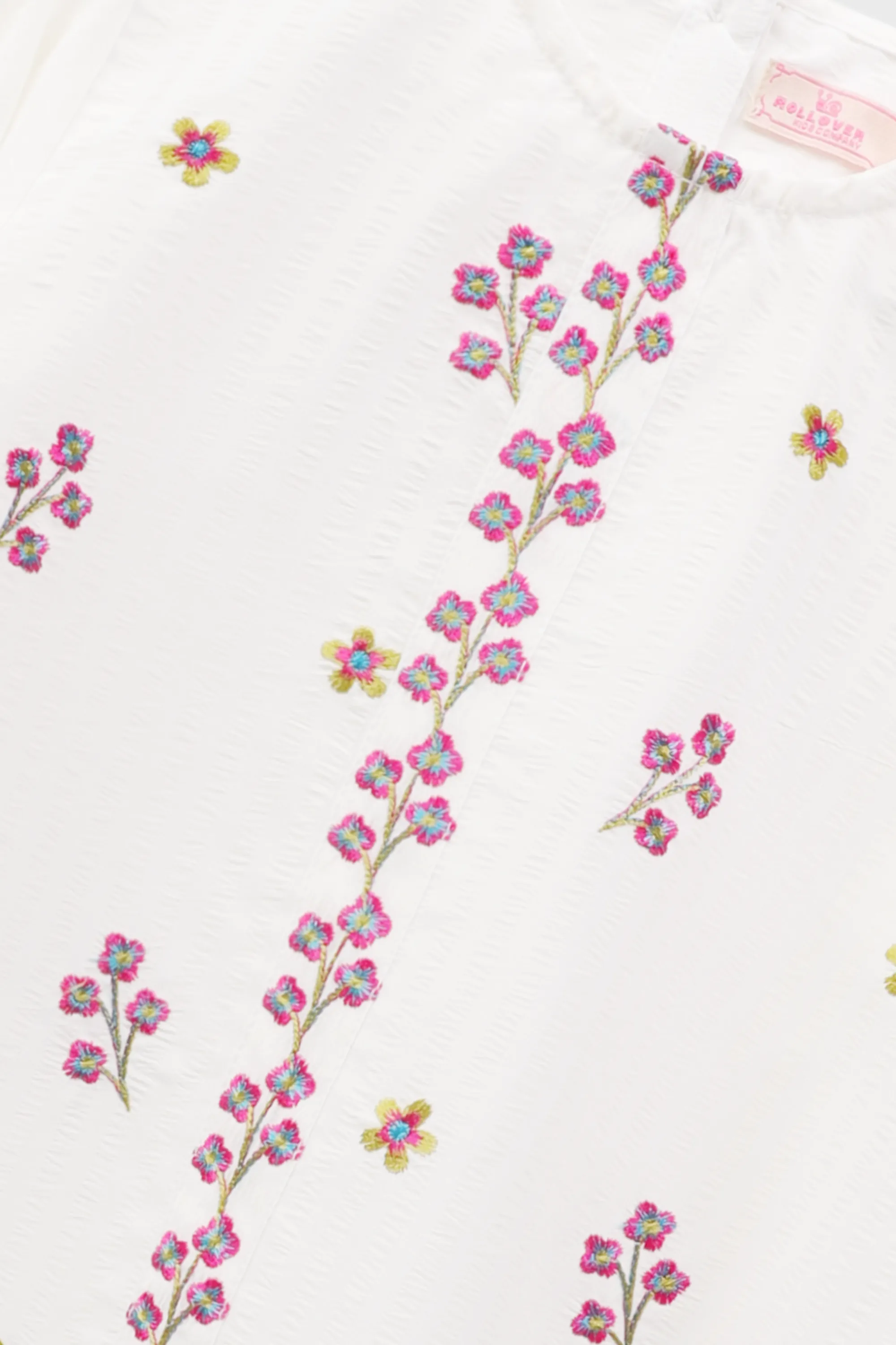 Elegant White Embroidered Top - Image 2